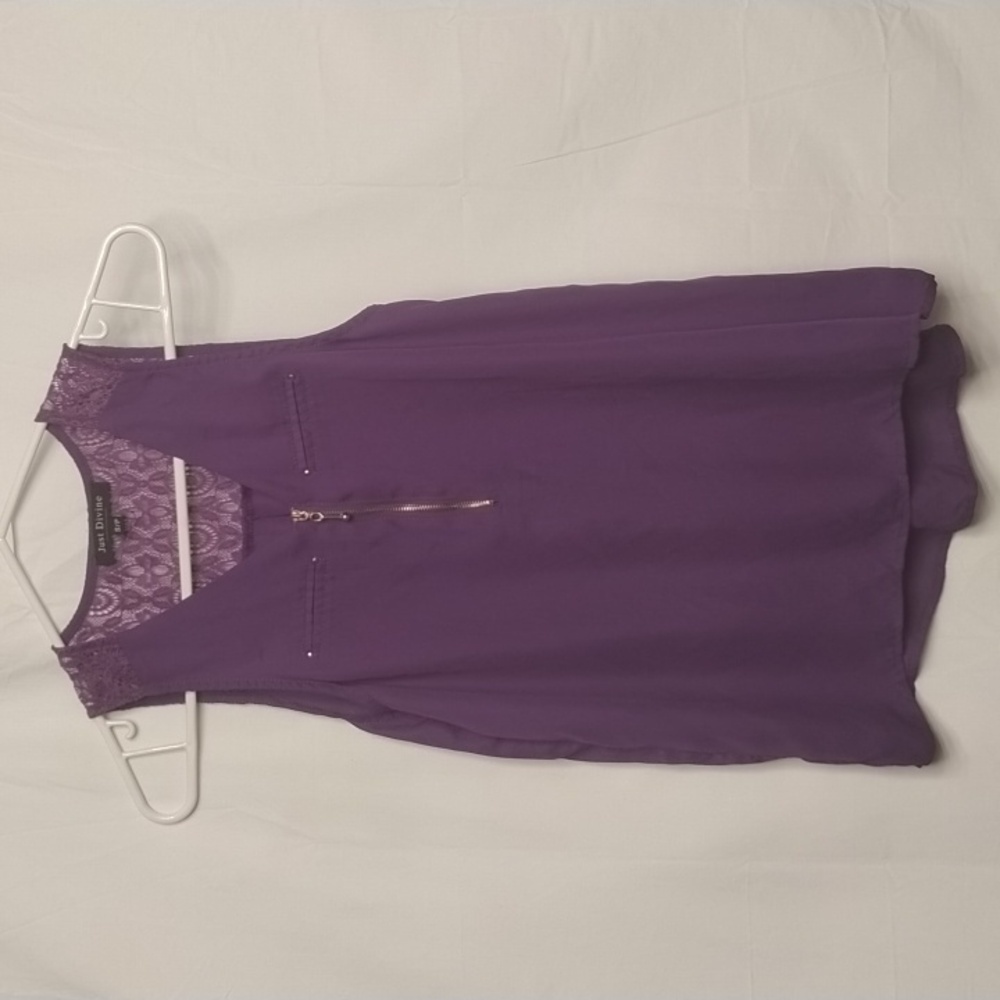 Just Divine purple sleeveless laced tank top for women size small sewn pockets